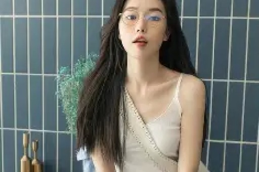 “鹅腿阿姨”卖鸭腿网红经济要守住诚信底色
